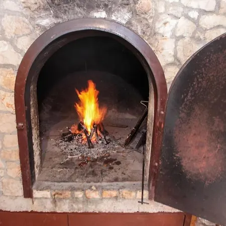 Πανσιόν Sarita 3*