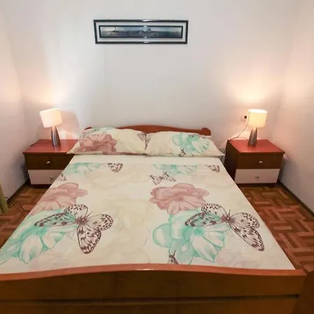 Sarita Guest house Bobovisca